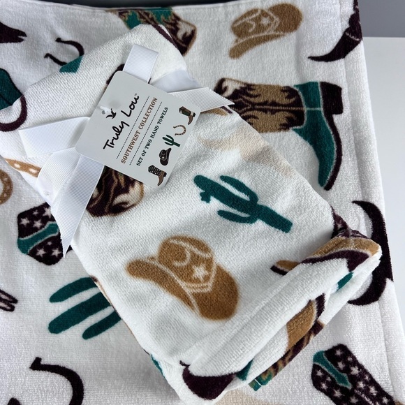 Truly Lou Southwest Collection - 4 Piece Bath Towel Set Cowboy Boots Hat NEW - Picture 6 of 7